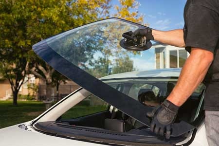 Lansing-Kansas-windshield-replacement